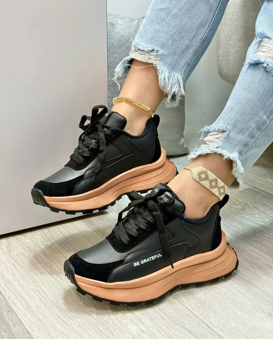 gid://shopify/MediaImage/41238685417761